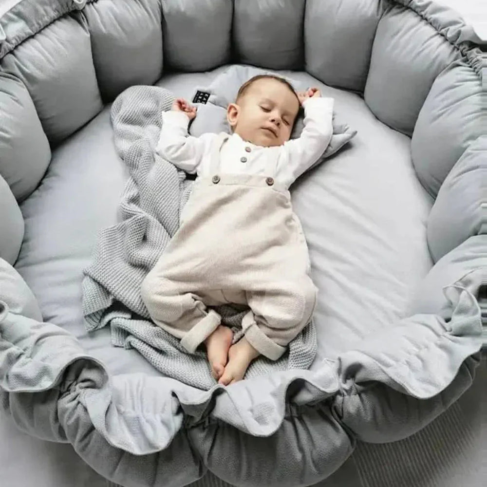 Baby Sleeping Cot / playing Cot 