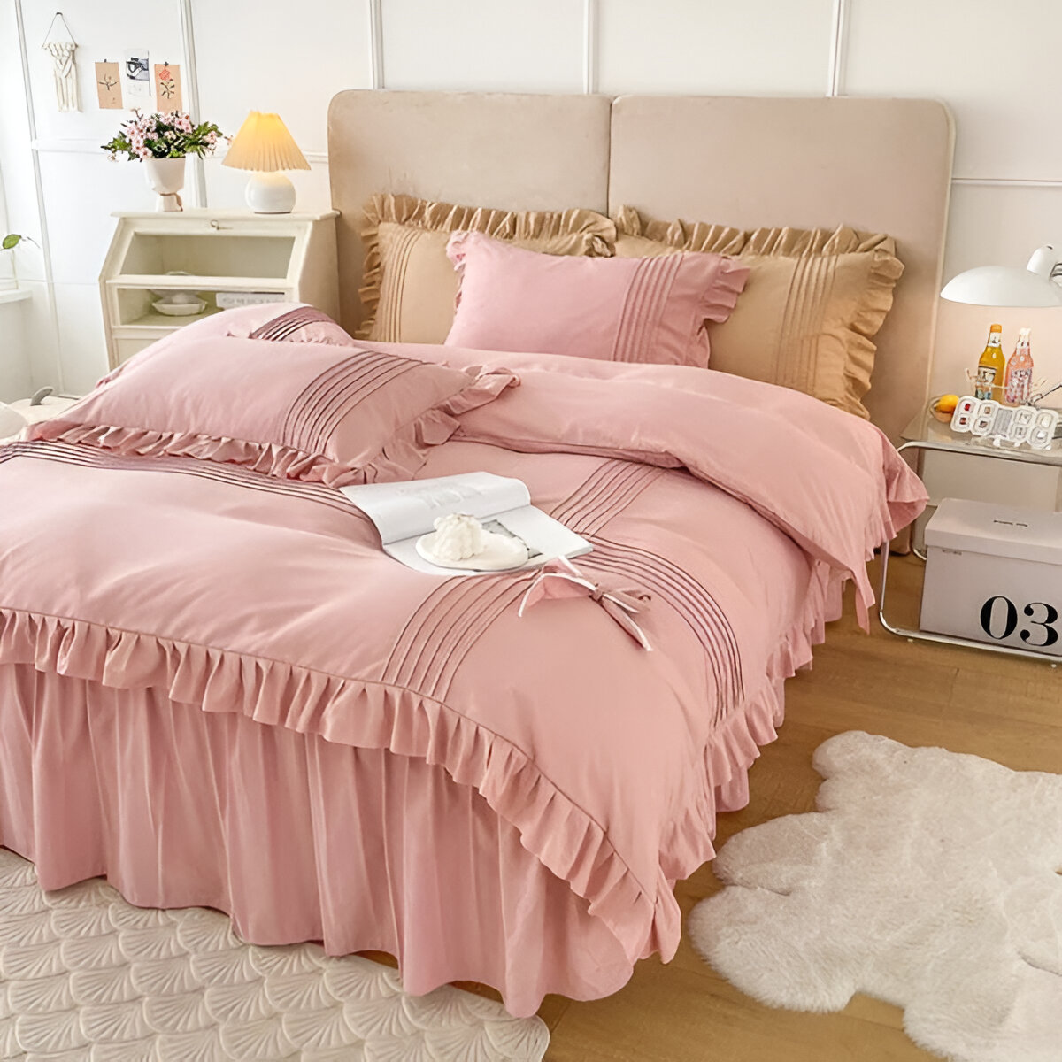 Duvet Set with Pleats and Ruffle